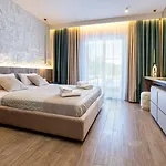 Hotel The Mini 4*